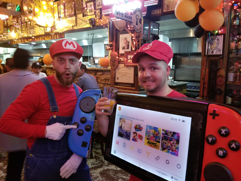 Illustration for article titled Guy Dressed As A Grisly Nintendo Switch For Halloween